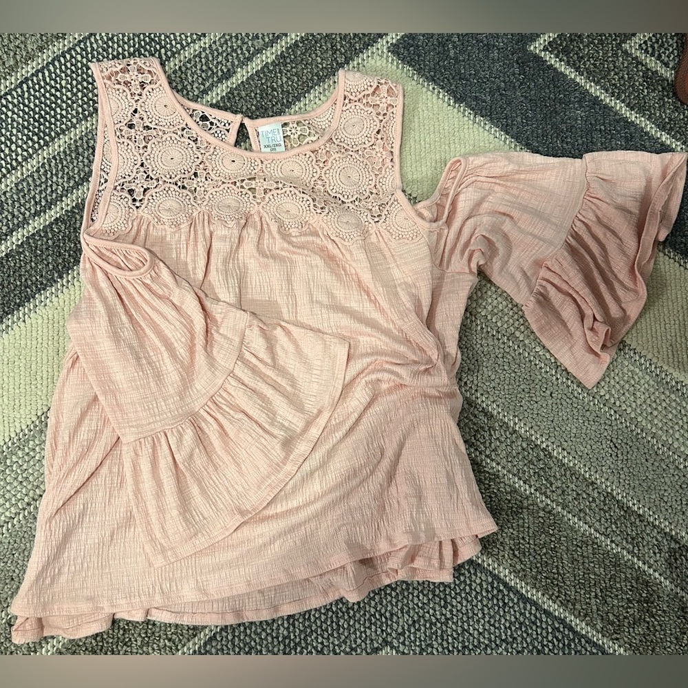 Time and Tru Pink Ruffled cold Shoulder Tunic size 2XL
